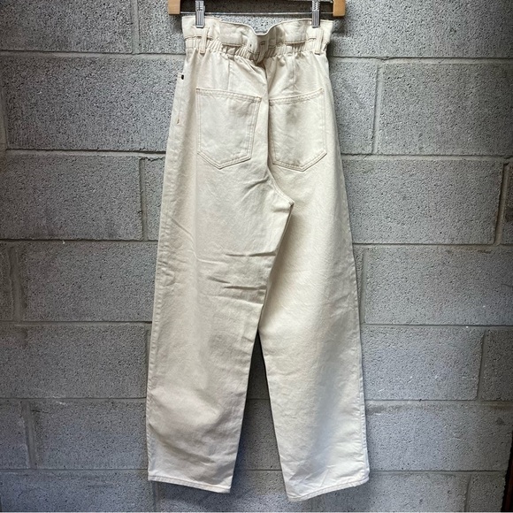 NWT ASOS Lightweight Paper Bag Jeans in White - Picture 3 of 7